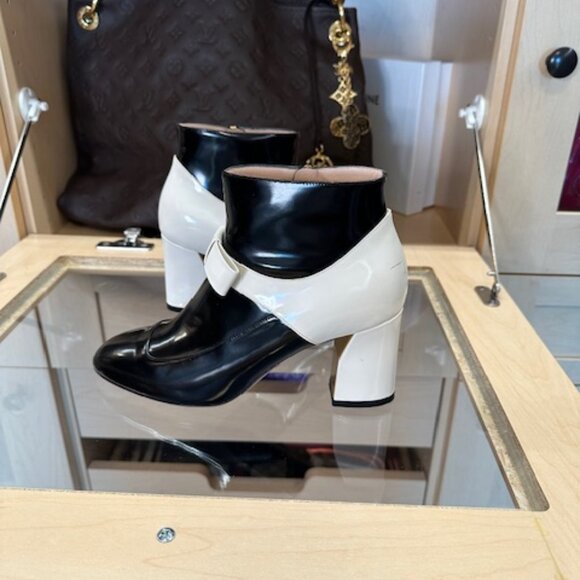 GUCCI SIZE 37 COLORBLOCK PATTERN BLACK & OFF-WHITE BOOTIES - Picture 4 of 8